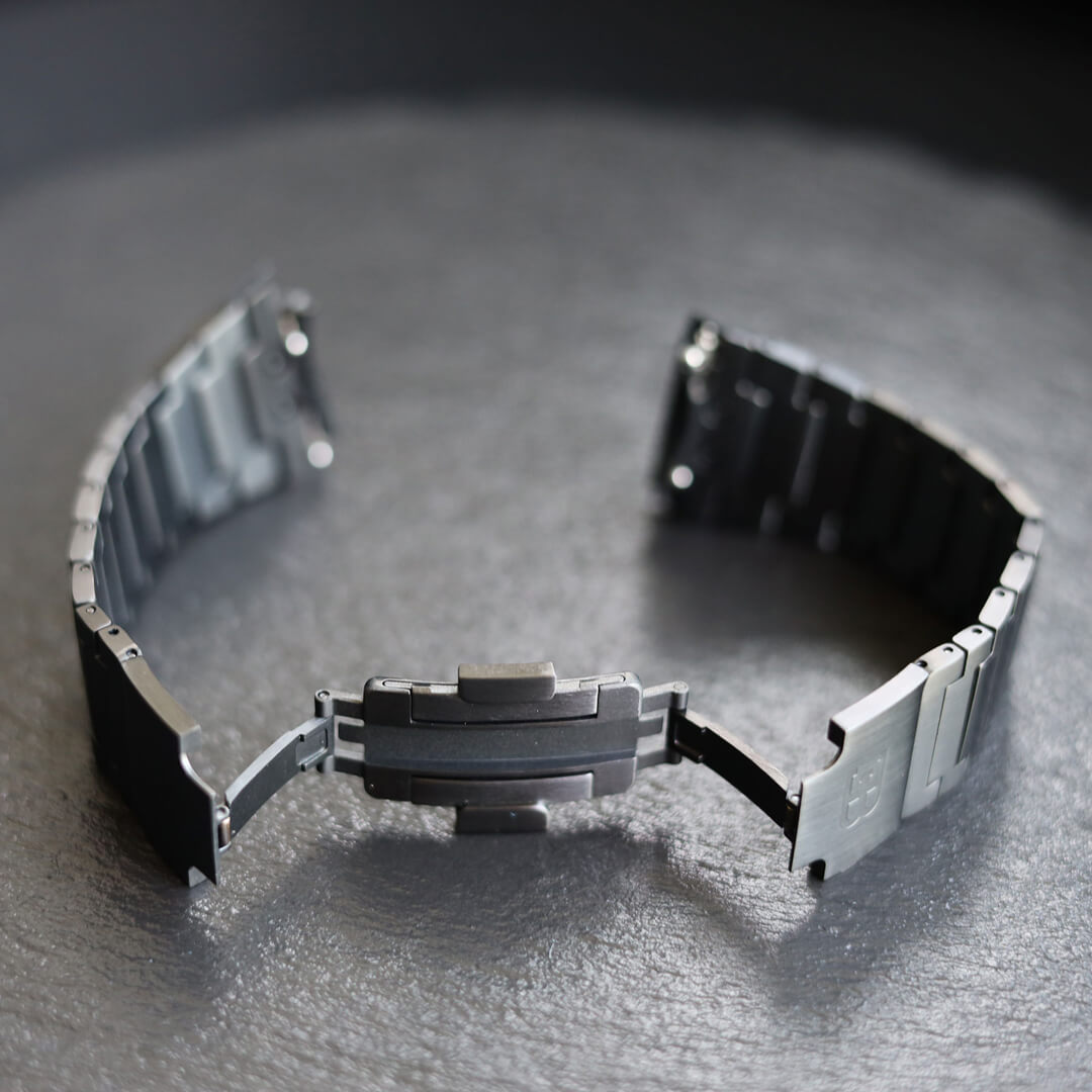 Bugatti Titanium Strap black